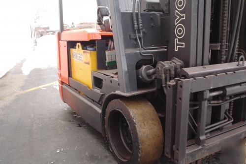 Forklift 3500 pound toyota 5FBE18 fork lift truck