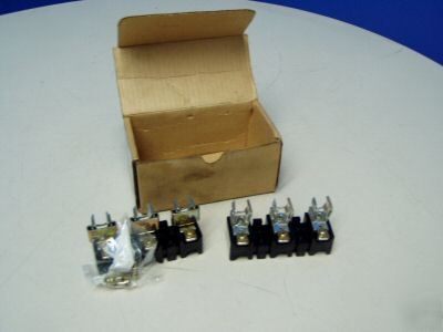 New (2) allen bradley fuse block m/n: 1491-R126 - in box