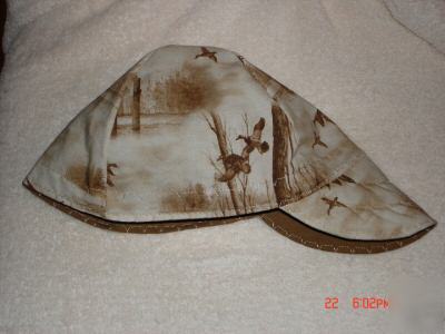 Welding cap hat beanie style reversible - ducks flying