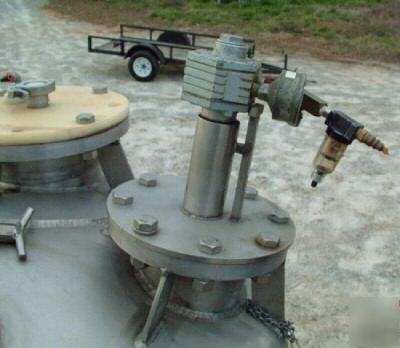 Walker 232GAL ss 30PSI / full vacuum dome/dish mix tank