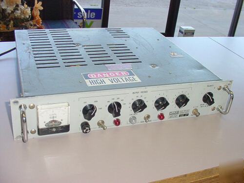 Fluke high voltage power supply 412B