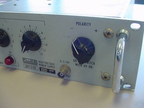 Fluke high voltage power supply 412B