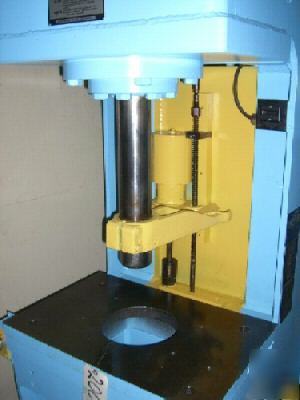 Multipress gap frame hydraulic press, no. fh-20 (20074)