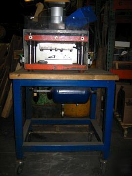 Heated press w/ d-m-e temperature controller & table 