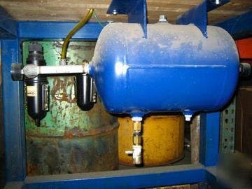 Heated press w/ d-m-e temperature controller & table 