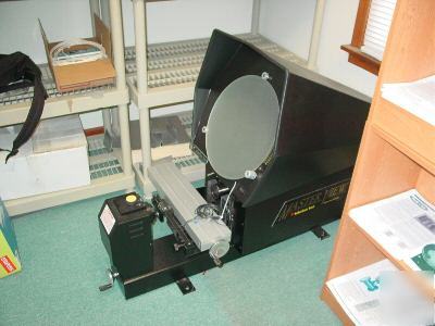 Profilometer - optical comparator
