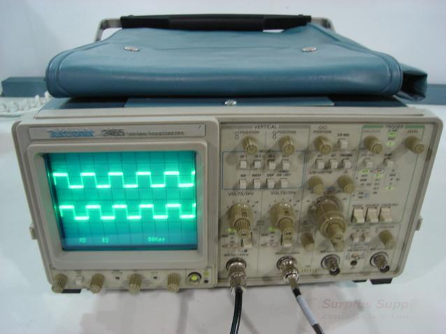 Tektronix 2465 300 mhz 4 channel oscilloscope