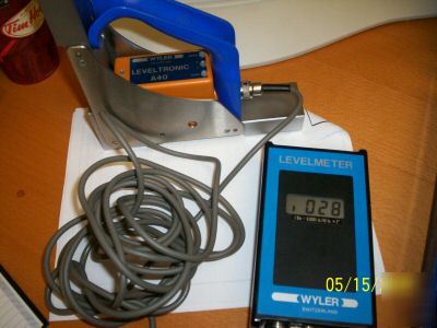 Wyler leveltronic A40 with levelmeter